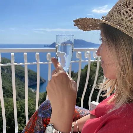 Bed & Breakfast Acquamarina Massa Lubrense